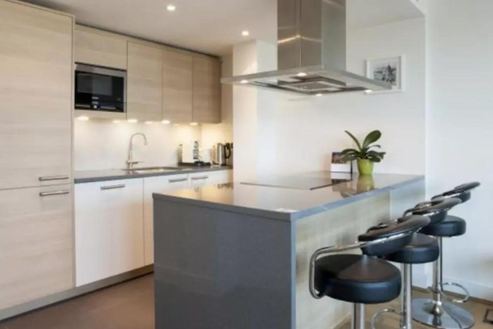 Luxury Modern 2Bd Flat In Centre Apartment Londra Exterior foto
